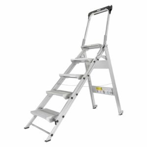 4-Ft Aluminum 300-Lb Type Ia Step Ladder Ladders & Accessories